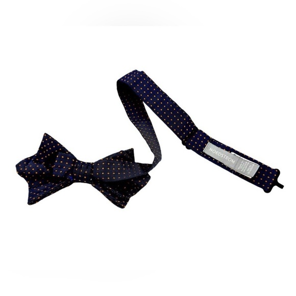 Nordstrom Boy’s Blue Joey Dot Silk Bow Tie One Size - Picture 2 of 4